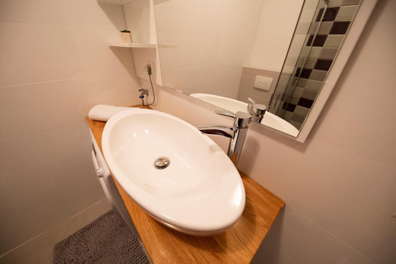City&Sea View 2Br 4+2 ザダル エクステリア 写真